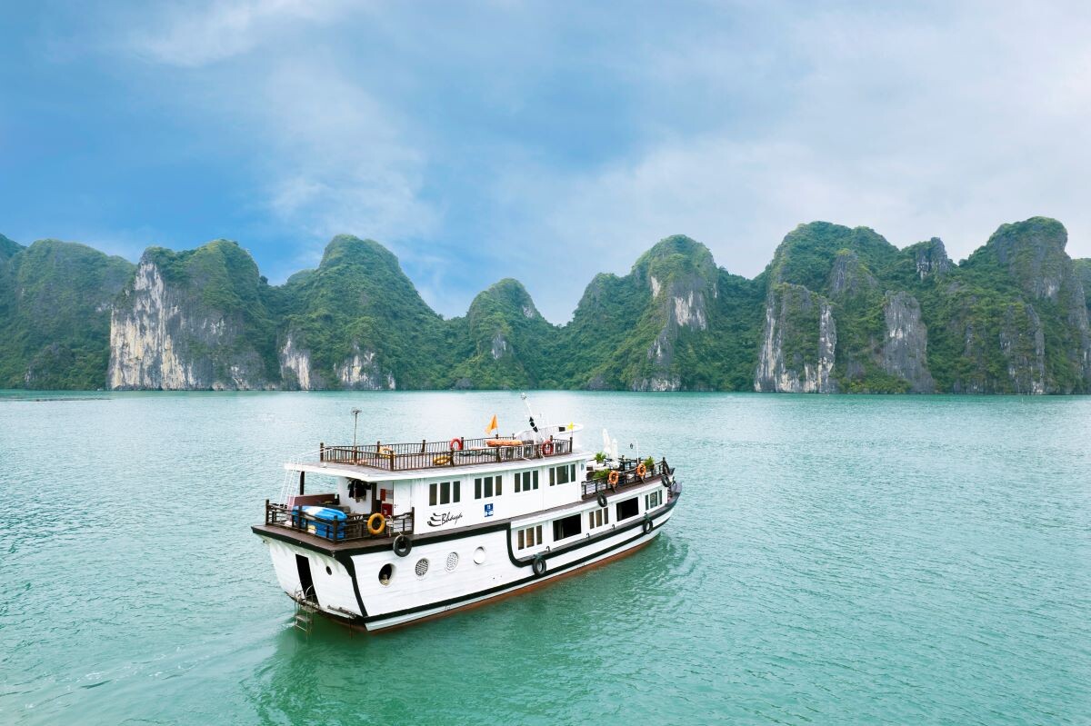 Bhaya Legend 3-Cabin Cruise 3D2N | Private Charter