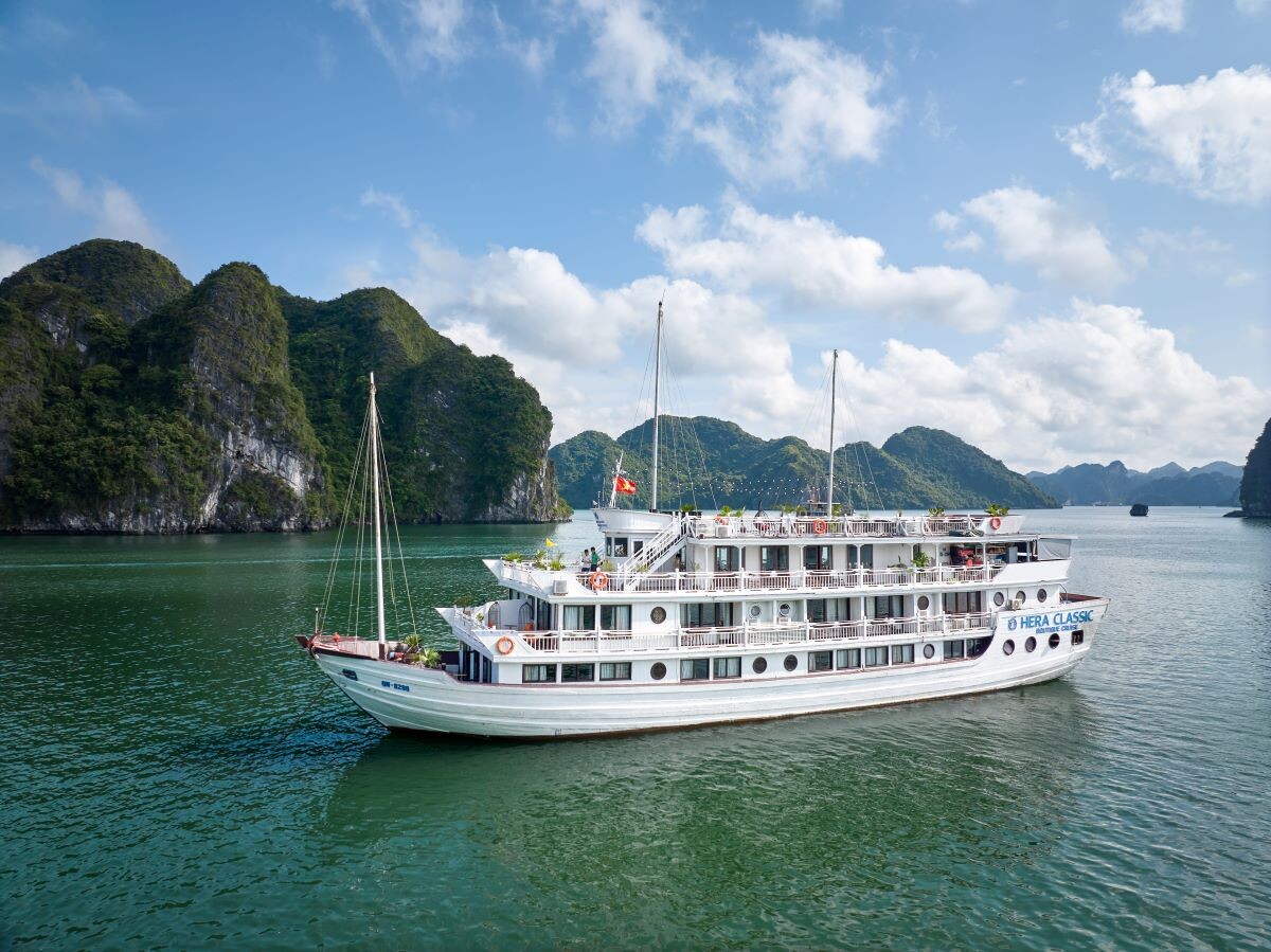 Hera Classic Boutique Cruise 2 Days 1 Night