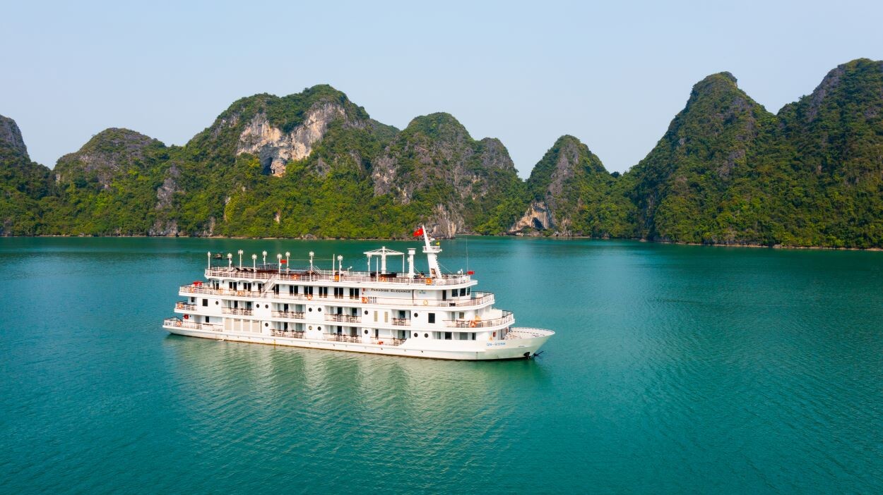 Paradise Elegance Cruise 2 Days 1 Night