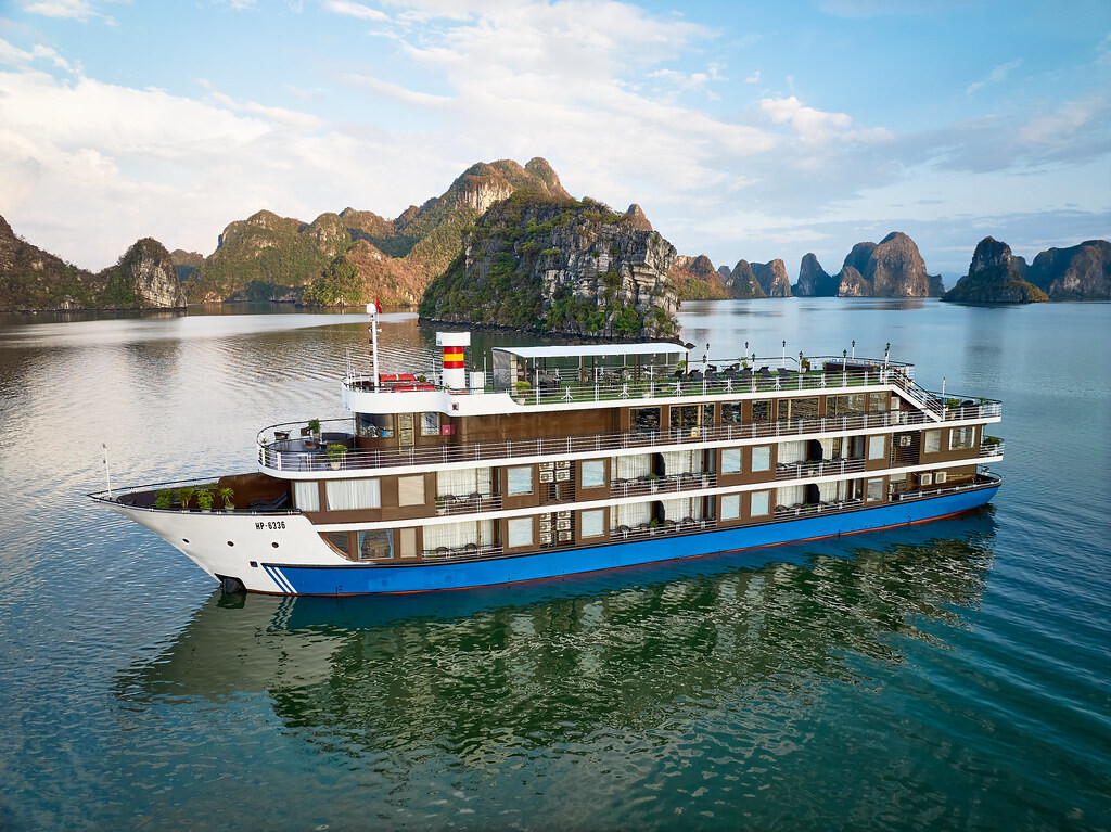 La Casta Regal Cruise 3D2N