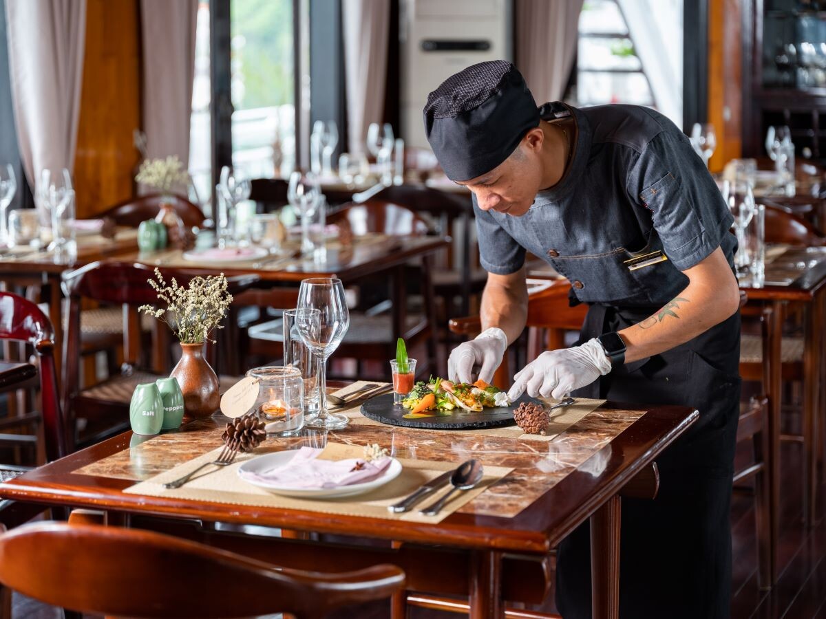 Hera Grand Luxury Cruise 3D2N