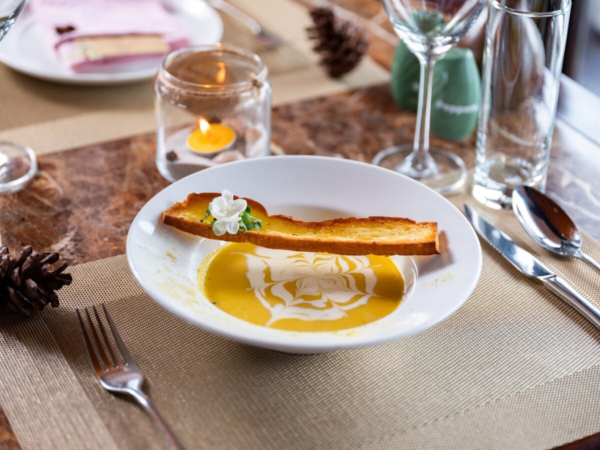 Hera Grand Luxury Cruise 3D2N