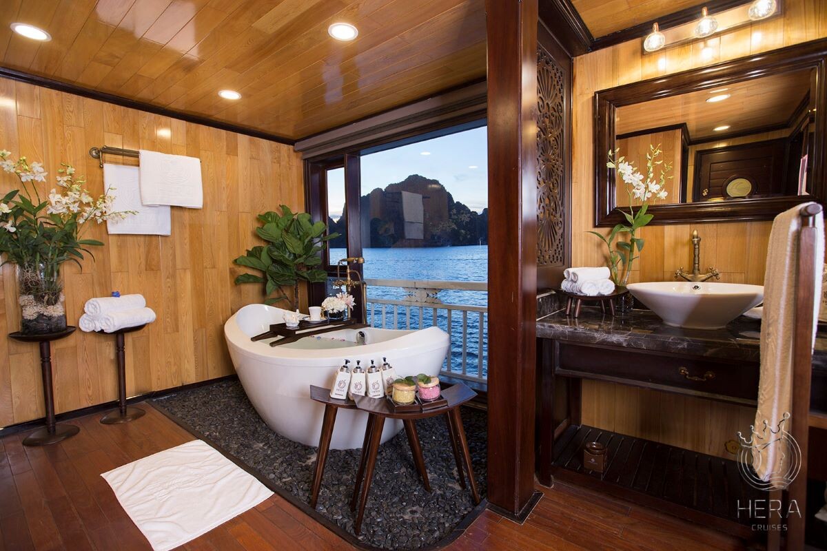 Hera Grand Luxury Cruise Heaven Suite Cabin (6)