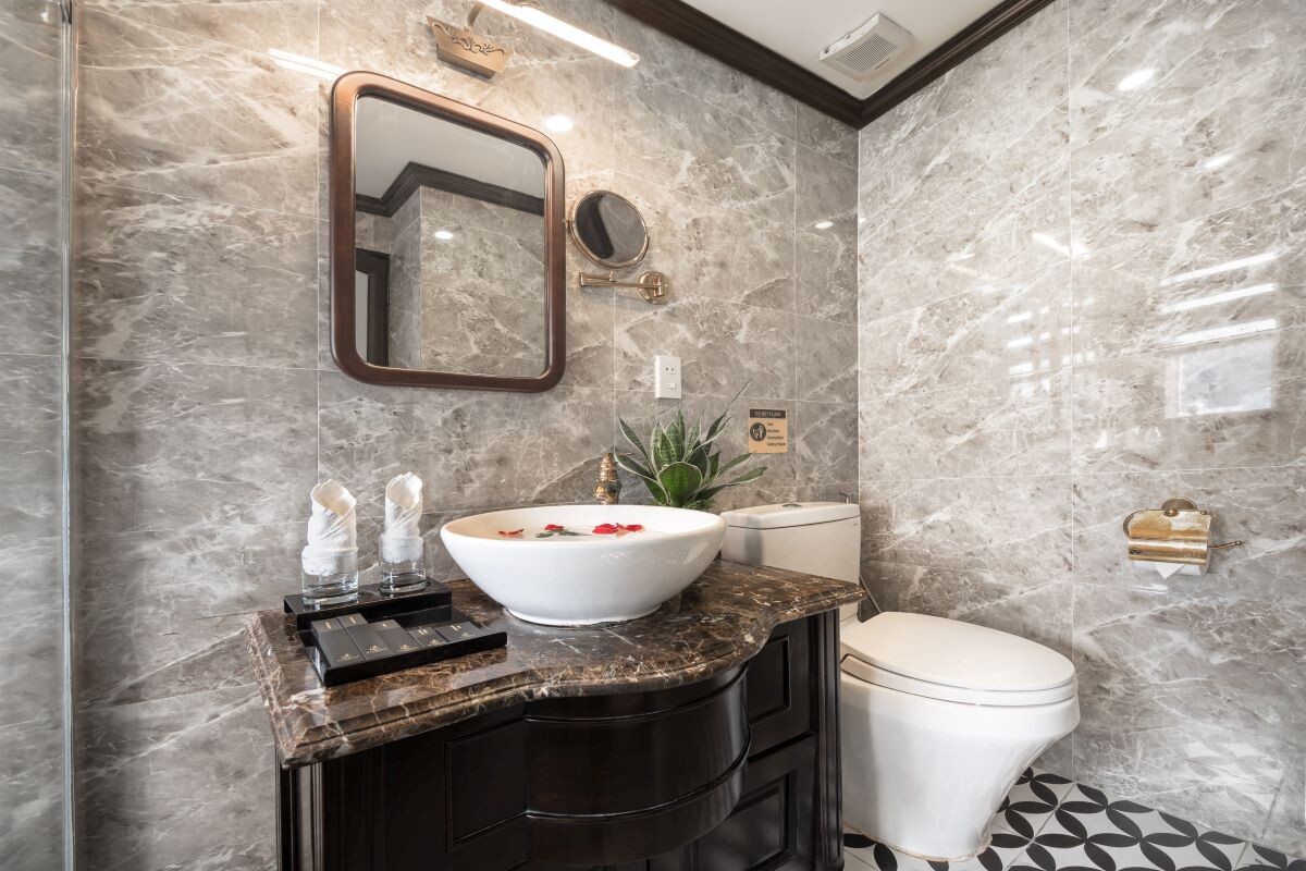 Athena Royal Cruise Elegance Suite Cabin (4)