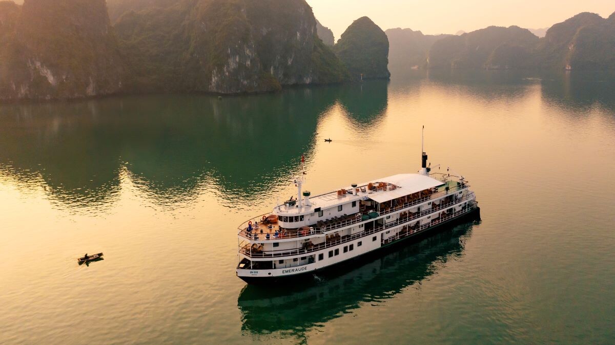 Emeraude Classic Cruise 2D1N