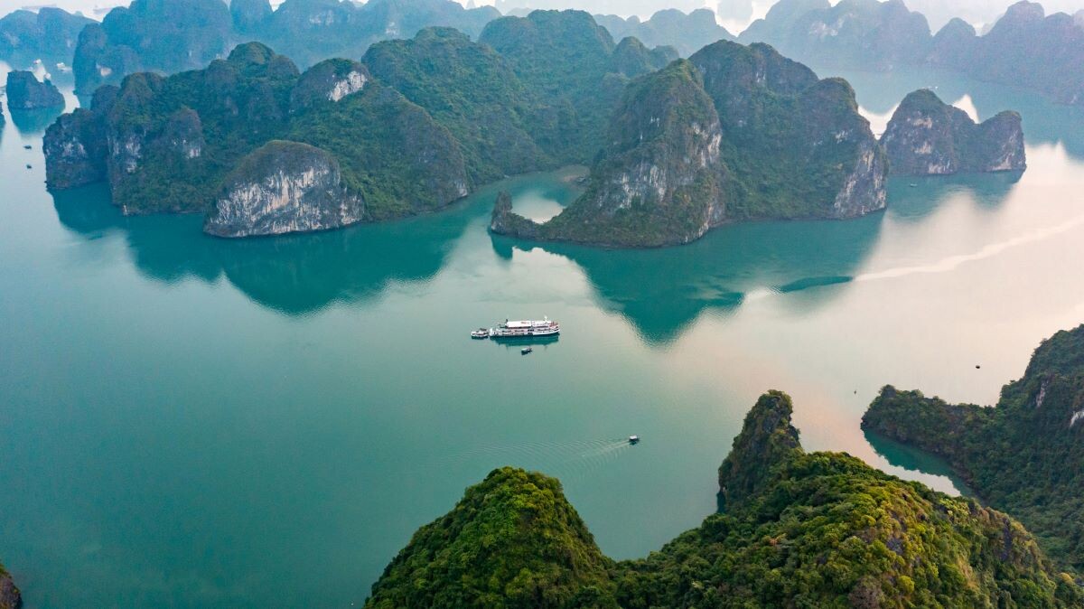 Emeraude Classic Cruise 2D1N