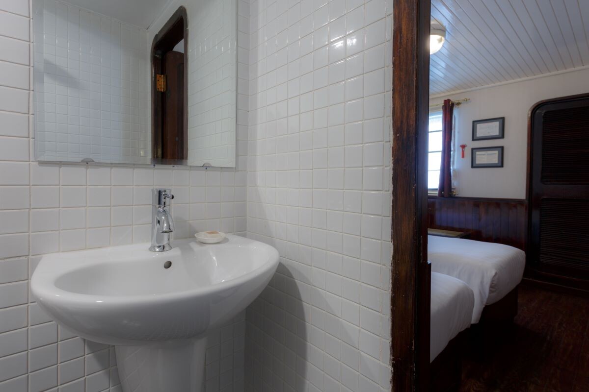 Emeraude Classic Cruise Superior Cabin (1)